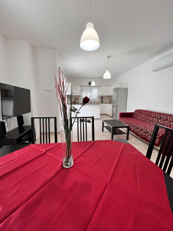 Pafia Sunbeach Townhouse Pafos Dış mekan fotoğraf