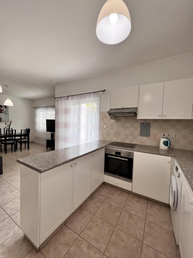 Pafia Sunbeach Townhouse Pafos Dış mekan fotoğraf